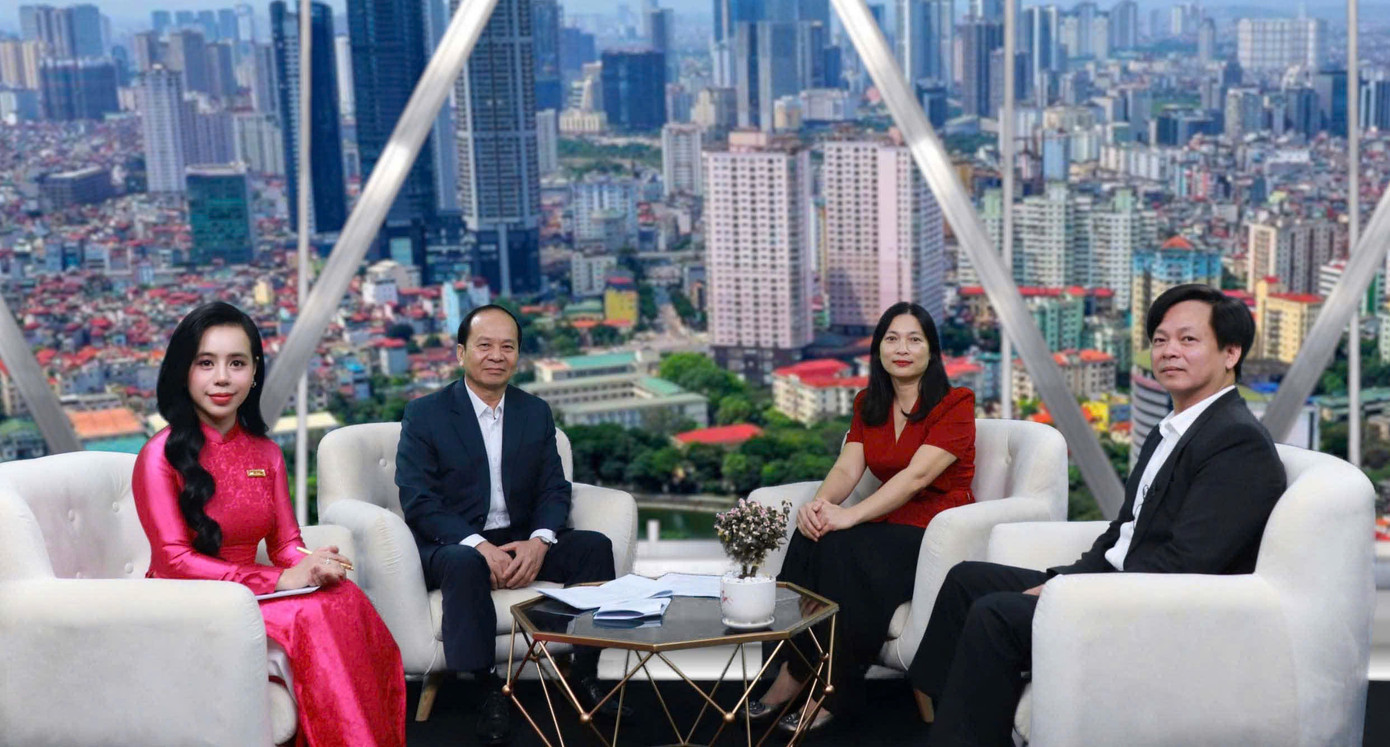 Các chuyên gia tham dự Talkshow.