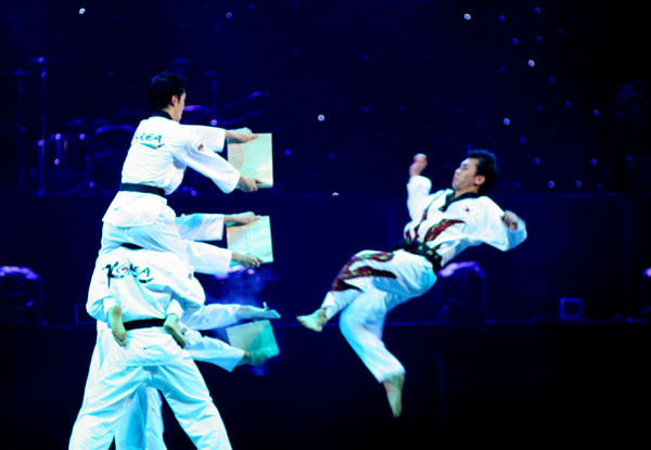 Thể hiện tốc độ và chính xác