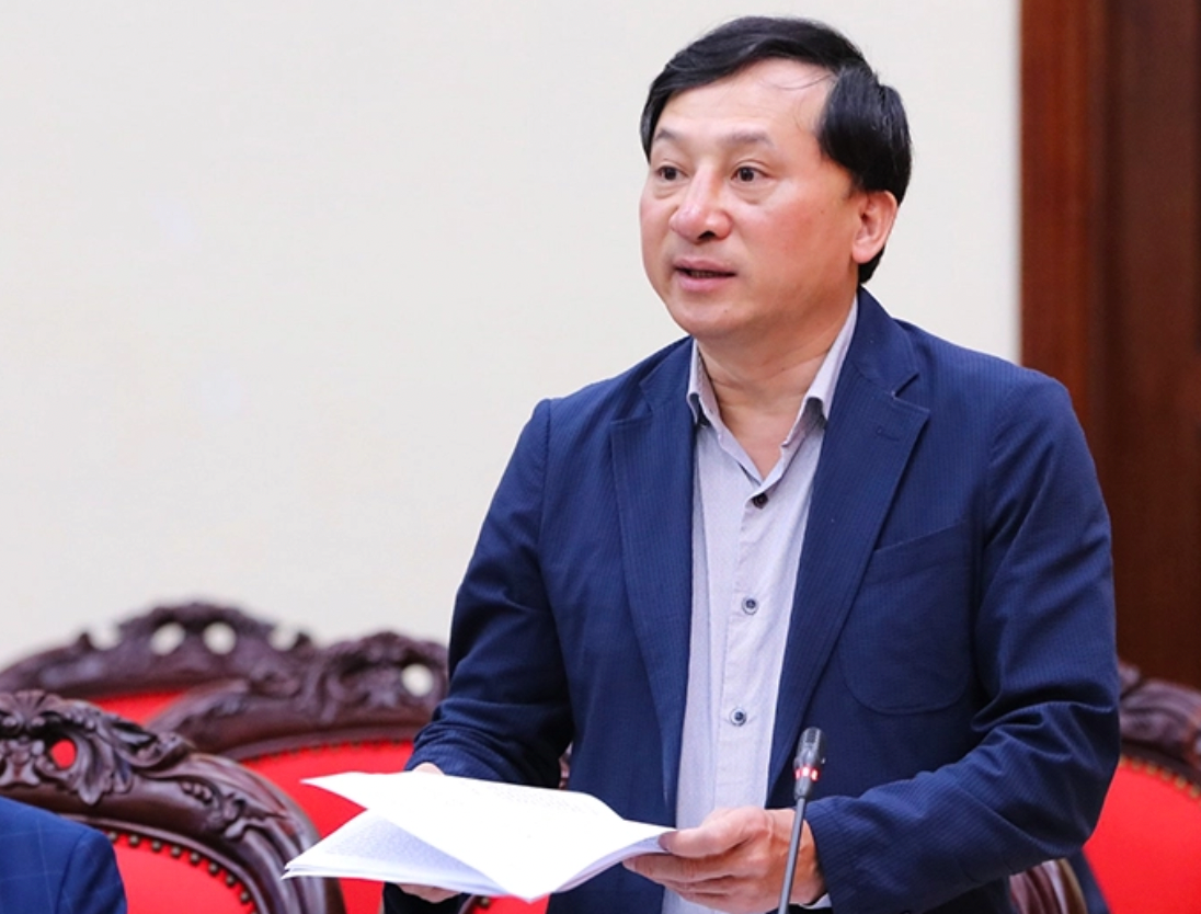 Ông Hoàng Trọng Hưng, Phó Chủ nhiệm Ủy ban Kiểm tra Trung ương, Phó Trưởng đoàn thường trực Đoàn kiểm tra thông báo dự thảo Báo cáo kết quả kiểm tra đối với Ban Thường vụ Tỉnh ủy Ninh Bình.