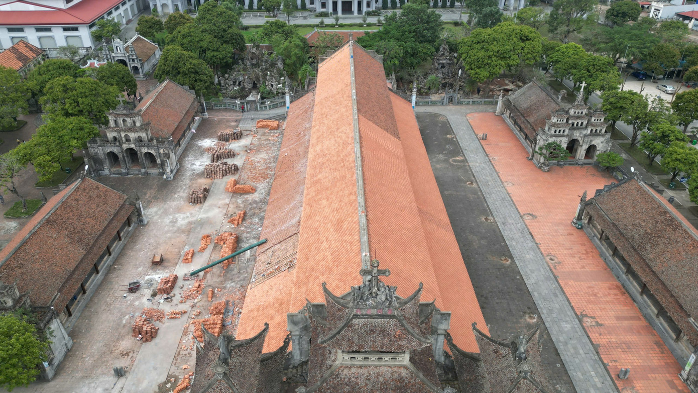 Nhà thờ Phát Diệm nhìn từ trên cao. Ảnh: Đ.H. Nhà thờ Phát Diệm nhìn từ trên cao. Ảnh: Đ.H.