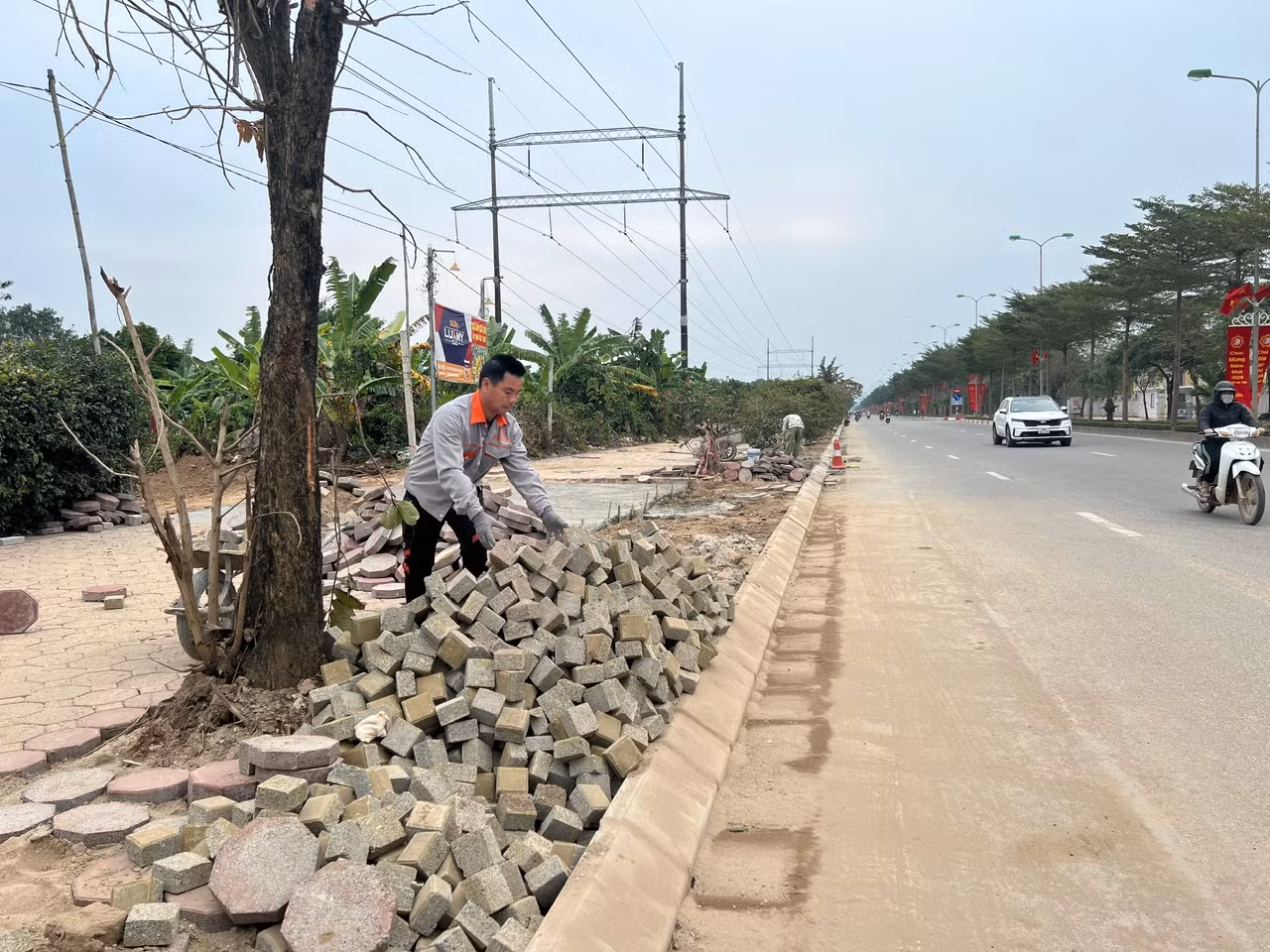 Hiện Sở Xây dựng đã gửi văn bản yêu cầu các quận, huyện, thị xã gửi báo cáo về các hạng mục tuy nhiên đến thời điểm này các đơn vị vẫn chưa gửi báo cáo lại đầy đủ
