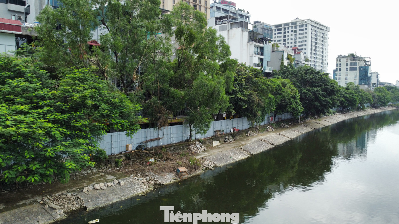 Ngày 31/10/2023, HĐND quận Đống Đa đã phê duyệt chủ trương đầu tư, giao cho Ban QLDA đầu tư xây dựng quận làm chủ đầu tư. Đến ngày 29/3/2024, UBND quận Đống Đa đã thực hiện phê duyệt dự án với tổng mức đầu tư hơn 297 tỷ đồng. Đơn vị trúng thầu thi công là Tổng Công ty CP Xuất nhập khẩu và Xây dựng Việt Nam (VINACONEX).