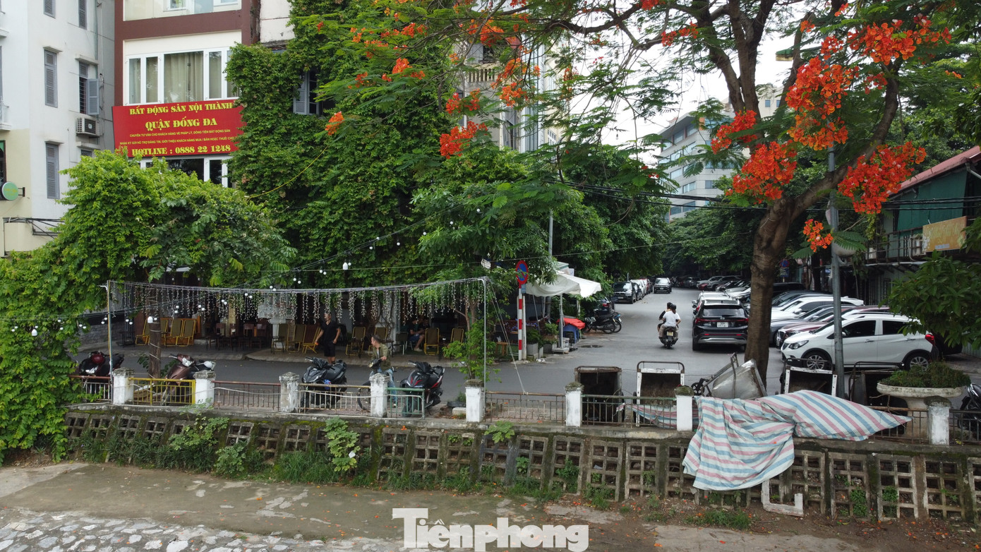 Khu vực hồ Hoàng Cầu sắp tới được chỉnh trang cải tạo, từ đó tạo nên một tuyến phố văn minh thương mại ẩm thực