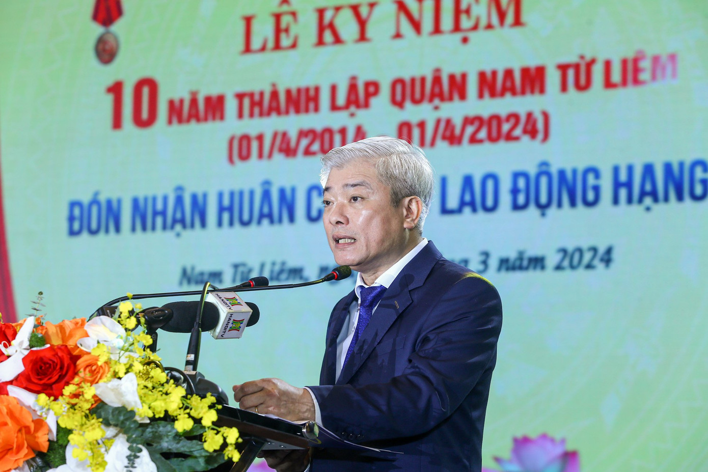 Chủ tịch UBND quận Nam Từ Liêm Mai Trọng Thái phát biểu tại buổi lễ Chủ tịch UBND quận Nam Từ Liêm Mai Trọng Thái phát biểu tại buổi lễ