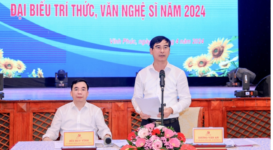 Quang cảnh buổi gặp mặt. Ảnh: Báo Vĩnh Phúc