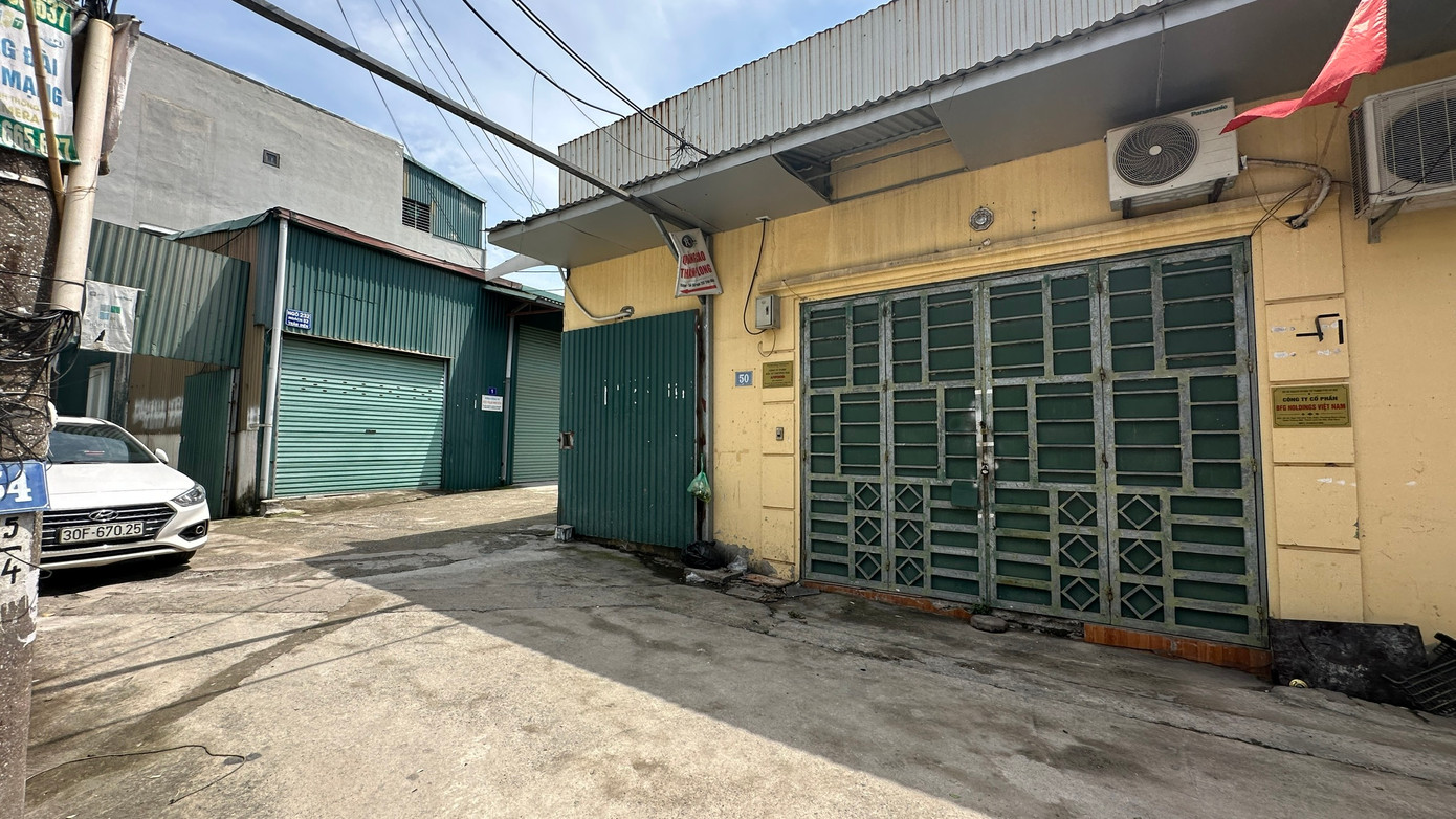 Trước đó, Chủ tịch UBND phường Định Công đã bị tạm dừng điều hành một số hoạt động công tác để xử lý 3 công trình vi phạm trật tự xây dựng trên địa bàn phường