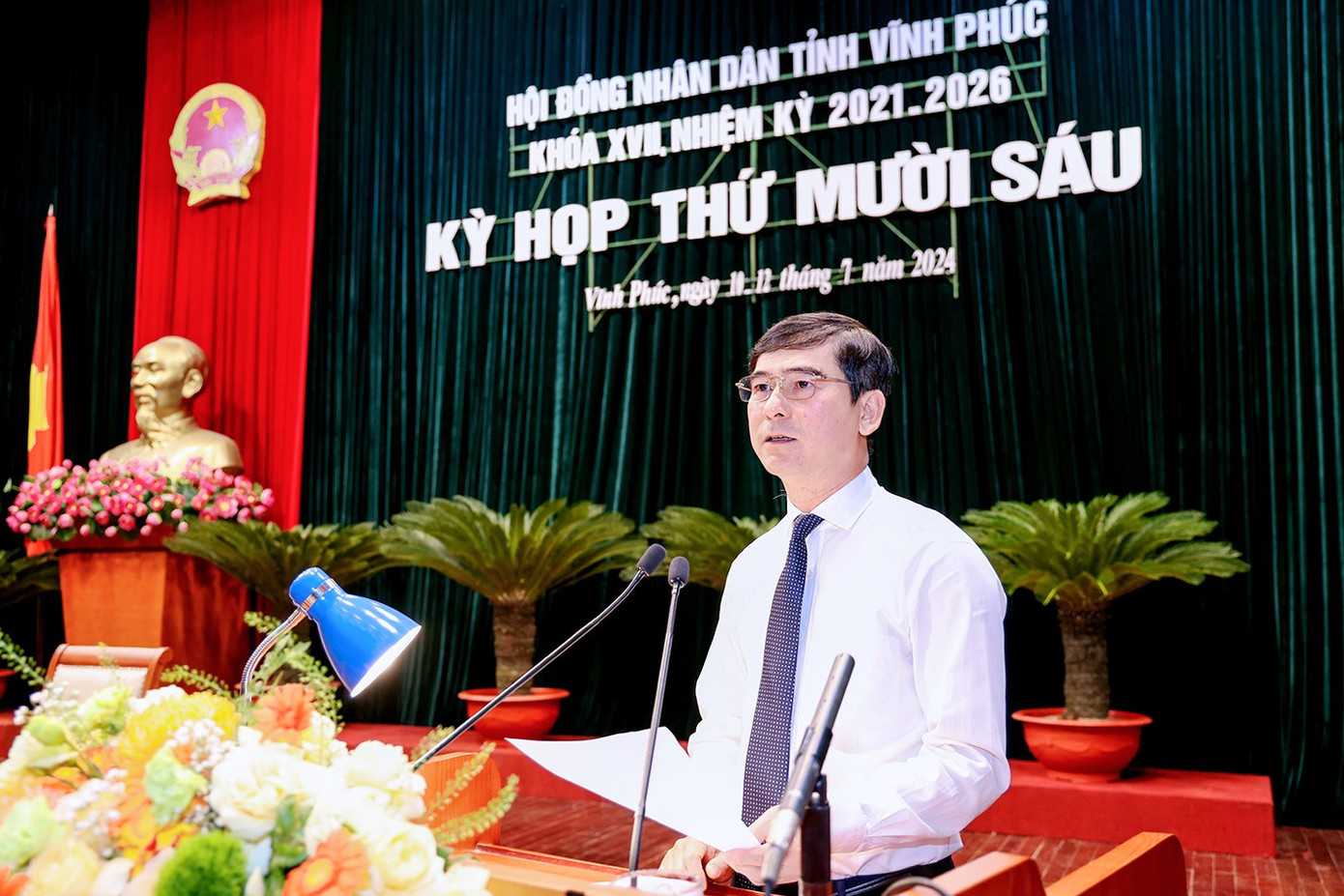 Bí thư Tỉnh ủy Vĩnh Phúc Dương Văn An phát biểu tại kỳ họp. Ảnh: Trọng Hiếu