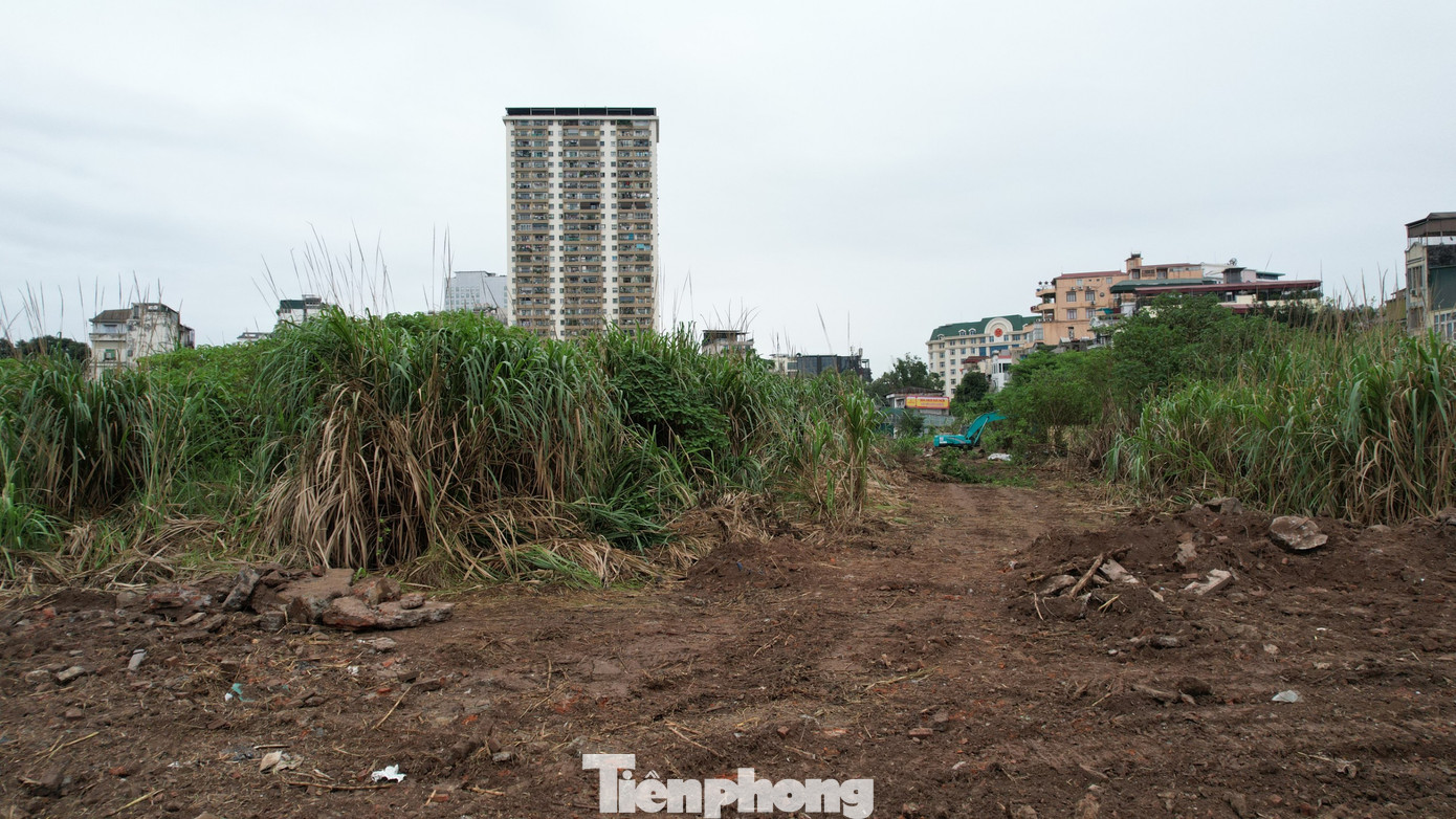 Hiện ô đất đã hoàn thành phần san gạt mặt bằng