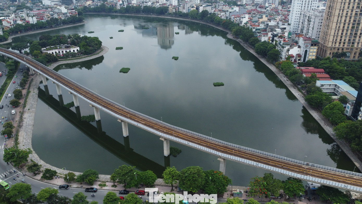 Ngoài ra, khu vực bán đảo Hoàng Cầu hiện nay đang làm nhà hàng được bổ sung diện tích để khớp nối không gian.