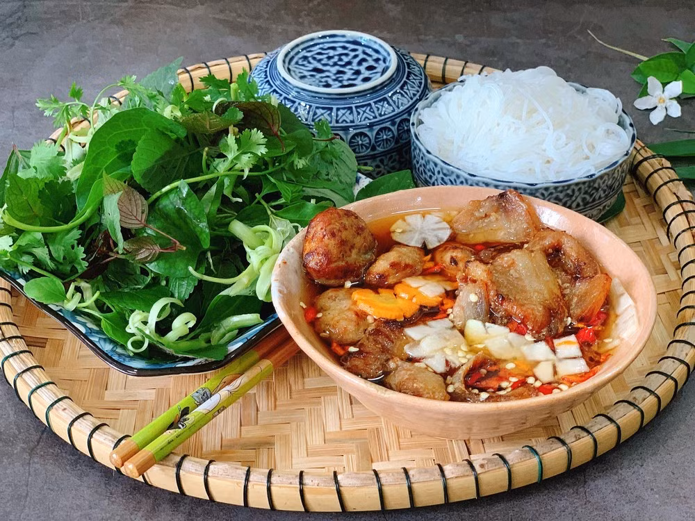 Bún chả, món ăn đặc sắc của Hà Nội. Ảnh minh họa. Bún chả, món ăn đặc sắc của Hà Nội. Ảnh minh họa.