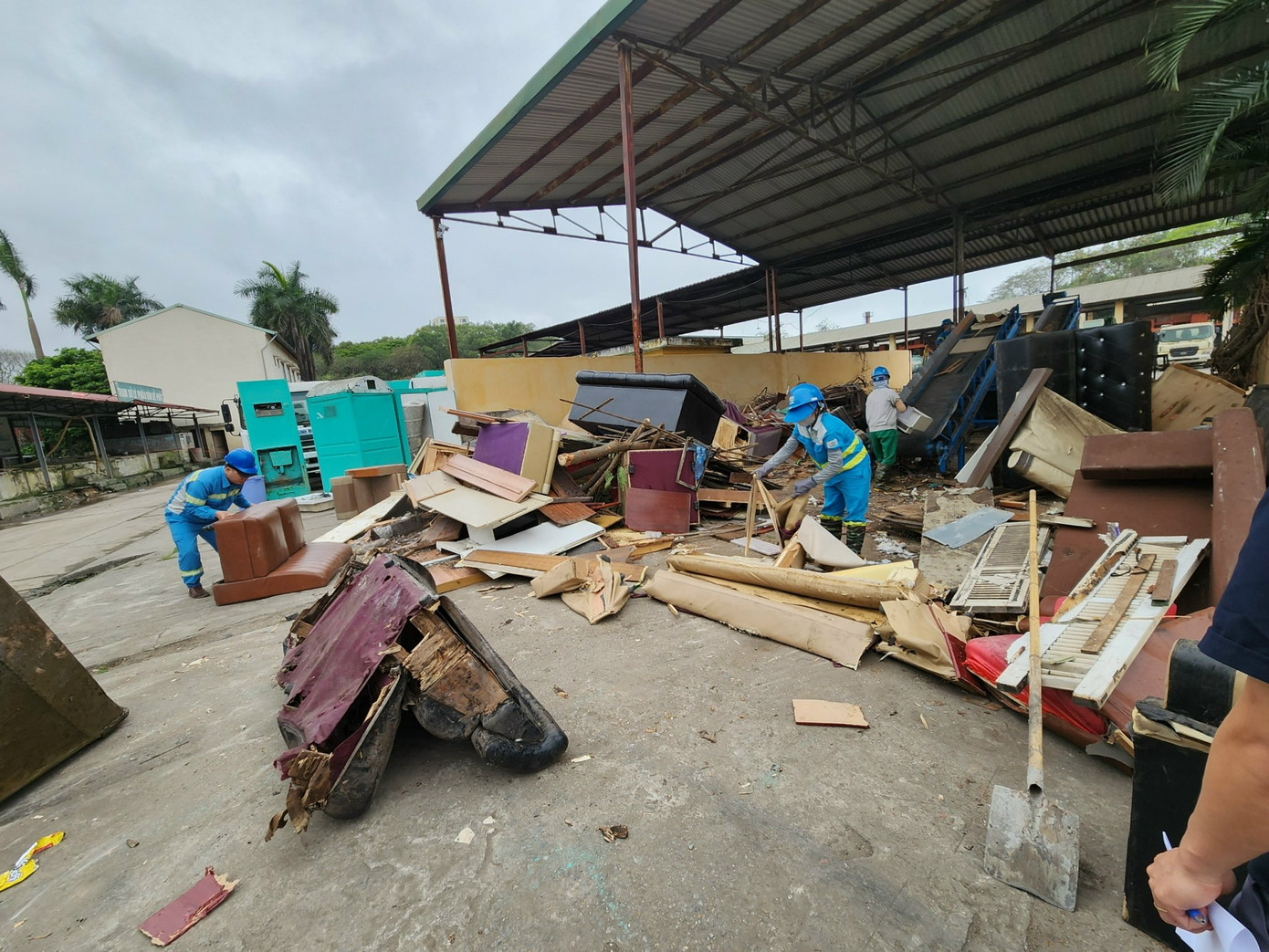 Đến thời điểm này, số lượng rác cồng kềnh đưa về xử lý chưa đạt đủ công suất. Do đó, URENCO đang đề xuất thu gom rác cồng kềnh từ các quận khác về để xử lý.