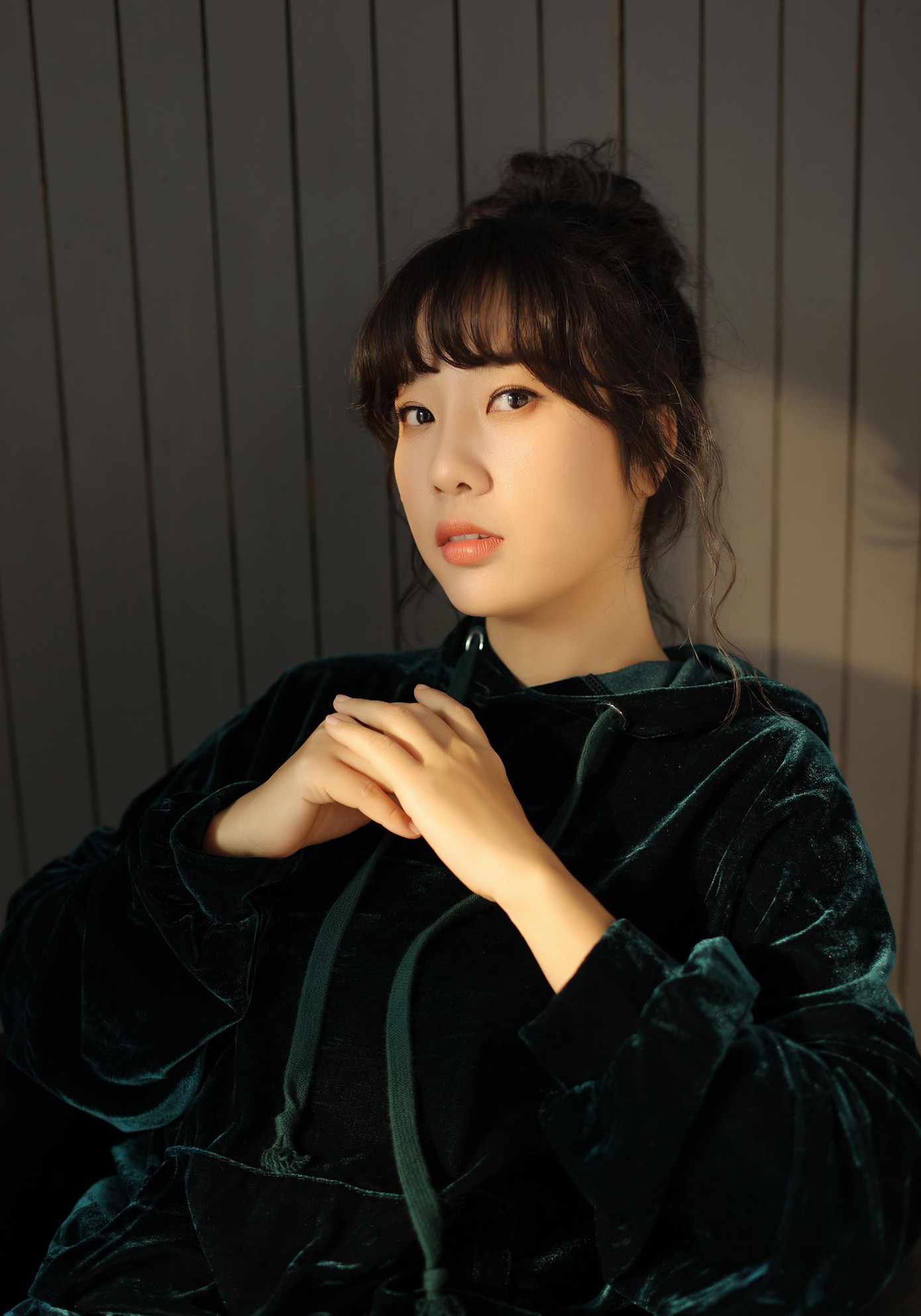 Tác giả Hồ Điệp Thanh Thanh ra mắt tiểu thuyết đầu tay "Tìm em giữa ngàn sao lấp lánh" Tác giả Hồ Điệp Thanh Thanh ra mắt tiểu thuyết đầu tay "Tìm em giữa ngàn sao lấp lánh"