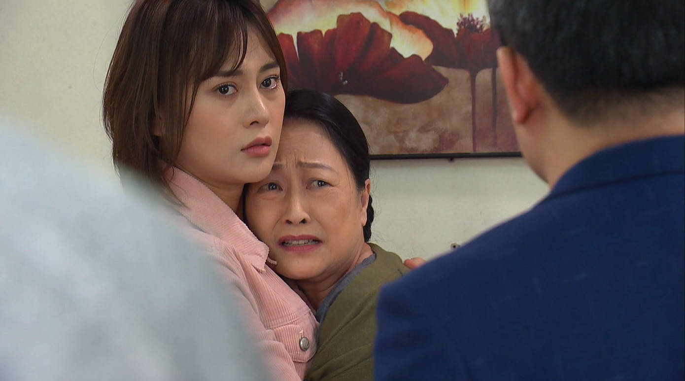 Mỗi lần phát bệnh bà Dần đều nhầm Nam là con gái đã mất