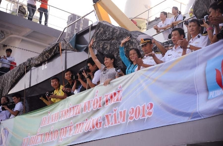 10 thanh niên tiêu biểu sẽ được chọn tham dự Hành trình tuổi trẻ vì biển, đảo quê hương. Ảnh: Công Khanh