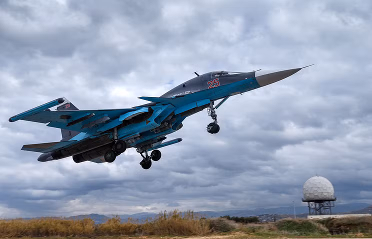‘Xe tăng bay’ Su-34 của Nga không chiến ra sao ở Syria? ảnh 3 ‘Xe tăng bay’ Su-34 của Nga không chiến ra sao ở Syria? ảnh 3