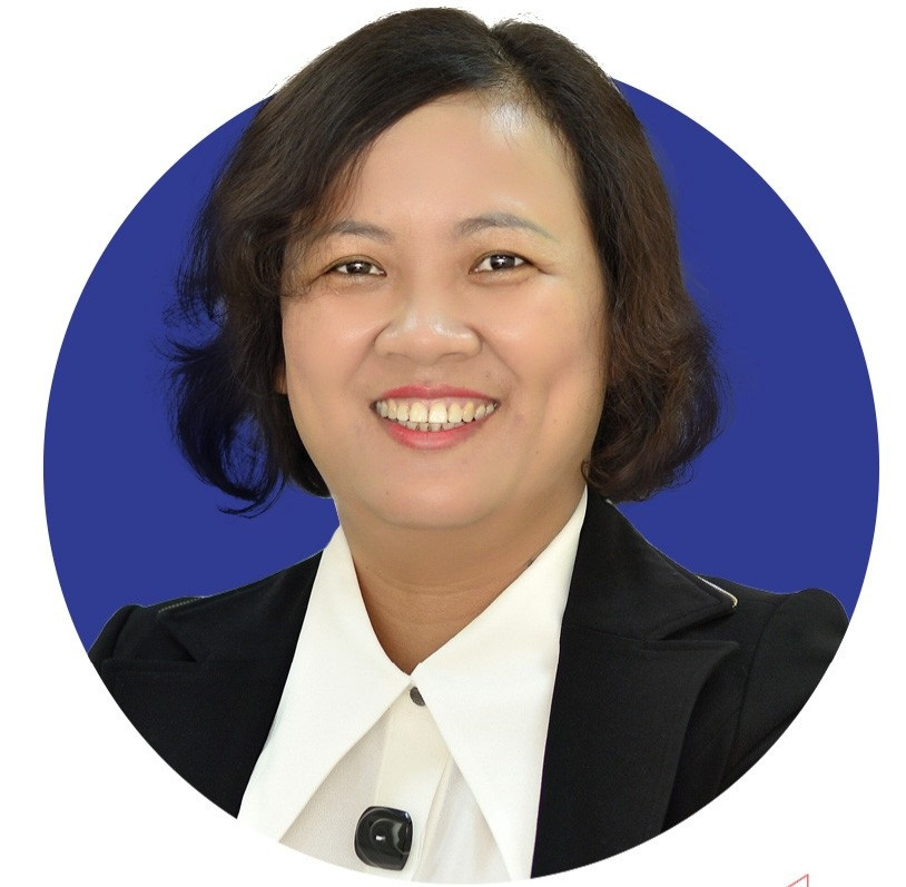 GS. TS. Đinh Thị Mai Thanh.