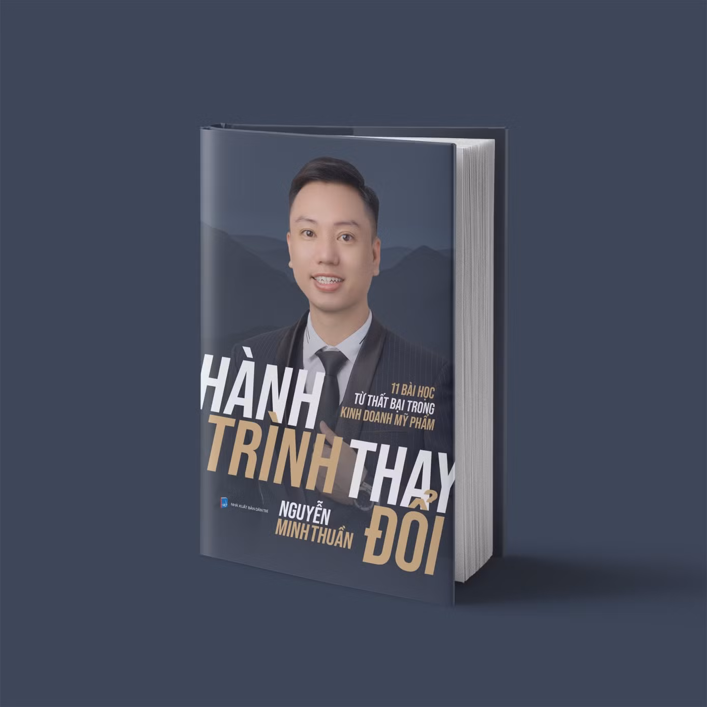 Hành trình thay đổi: 11 bài học từ thất bại trong kinh doanh mỹ phẩm được Nhà xuất bản Dân trí cấp phép xuất bản, dự kiện được phát hành tại hệ thống các nhà sách uy tín như: Tân Việt, Tiền Phong, Phương Nam, Fahasa, Tiki, Shopee… từ cuối tháng 1/2024.