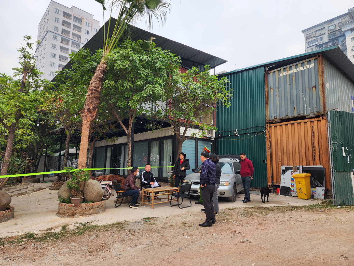 Ngày 3/12/2024 UBND quận Hoàng Mai đã ban hành Quyết định buộc các cá nhân, tổ chức có công trình, tài sản, vật nuôi, cây trồng tại khu đất hoàn trả mặt bằng cho dự án.