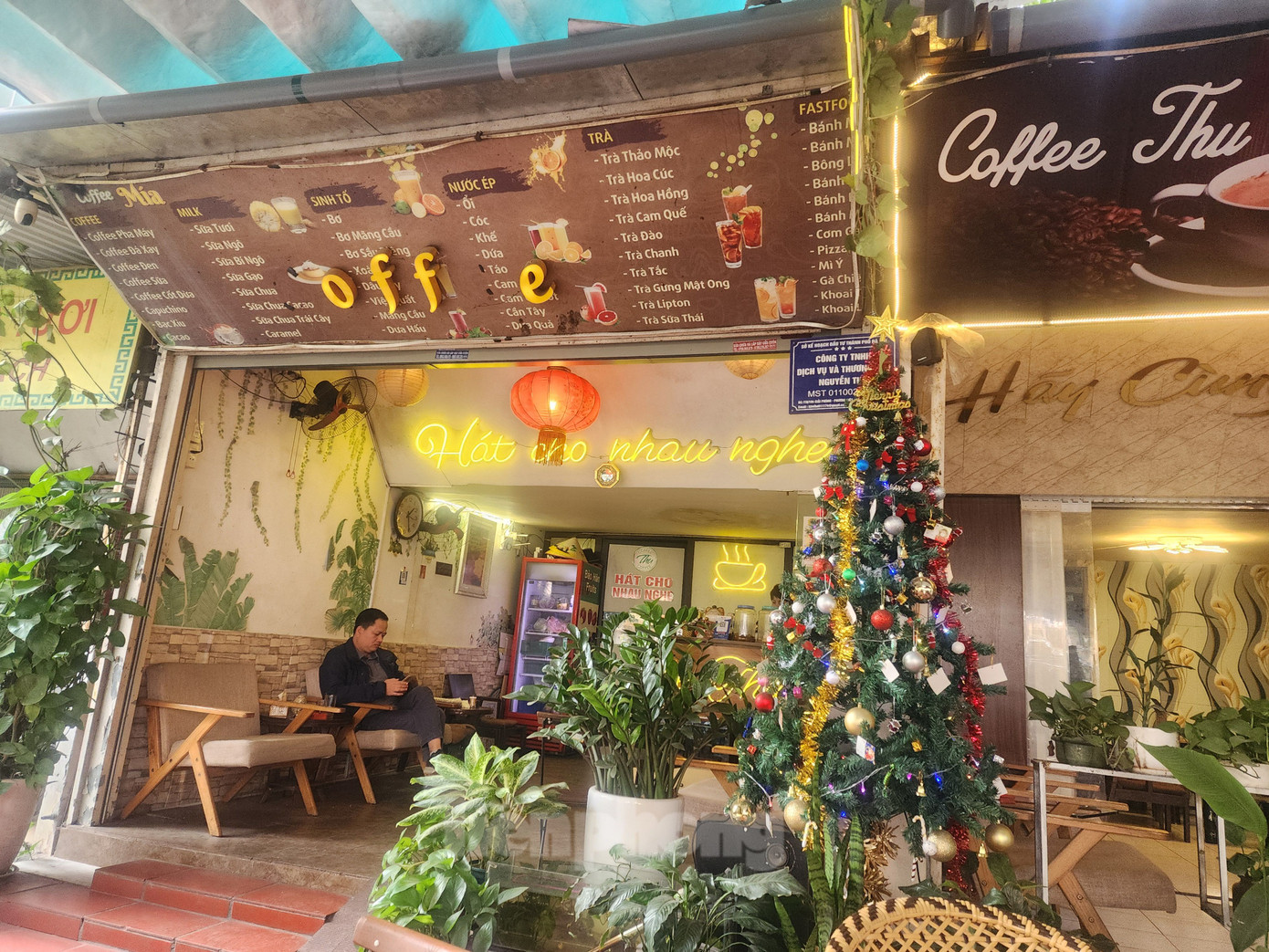 Quán cà phê Thu "hát cho nhau nghe" tại số 194 Giải Phóng