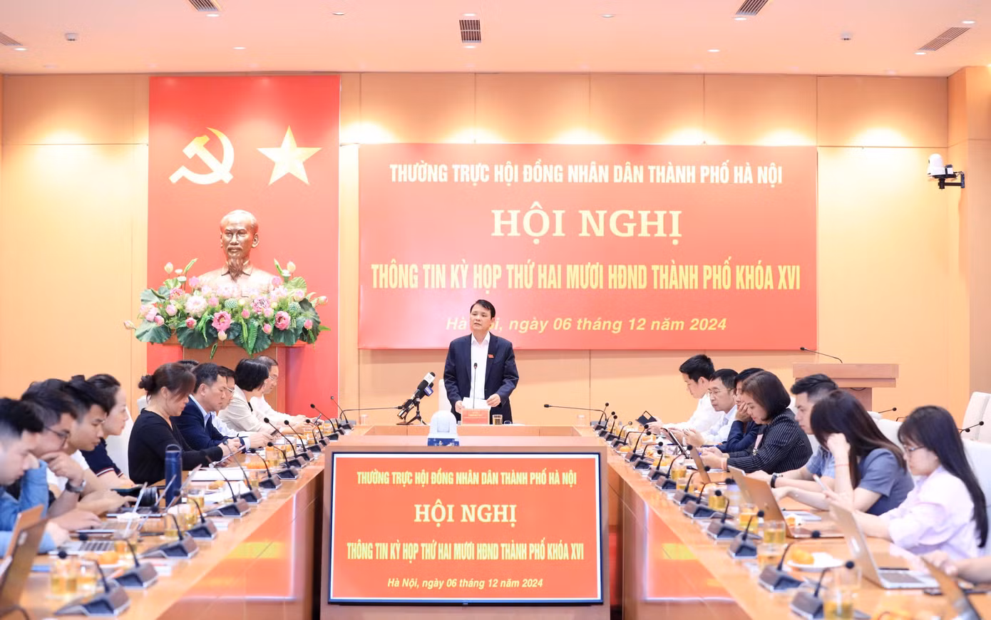 Toàn cảnh buổi họp báo chiều ngày 6/12.
