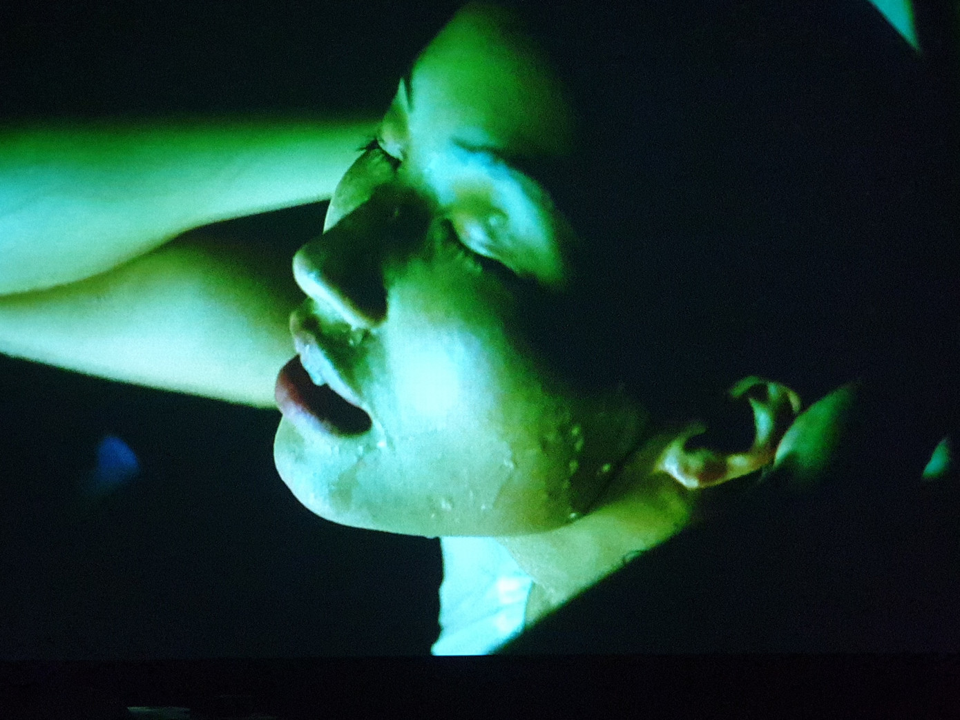 Trần Nữ Yên Khê trong phim.