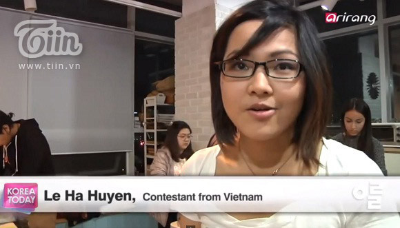 Hình ảnh Hạ Huyền trong một clip giới thiệu trên Đài truyền hình Hàn Quốc, trong chương trình “Hàn Quốc ngày nay”