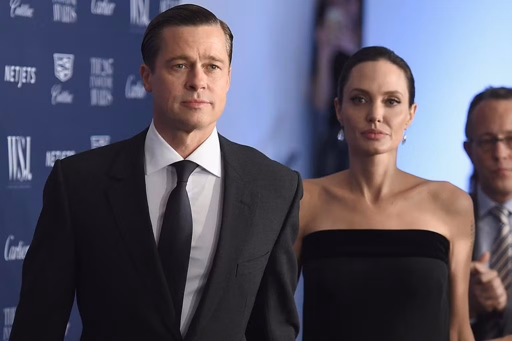 Brad Pitt yêu cầu tòa án buộc Alexei Oliynik công khai các thông tin liên lạc với Angelina Jolie. Ảnh: Dimitrios Kambouris. Brad Pitt yêu cầu tòa án buộc Alexei Oliynik công khai các thông tin liên lạc với Angelina Jolie. Ảnh: Dimitrios Kambouris.