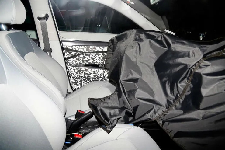 Lộ ảnh Hyundai Grand i10 thế hệ mới chạy thử trên phố ảnh 4