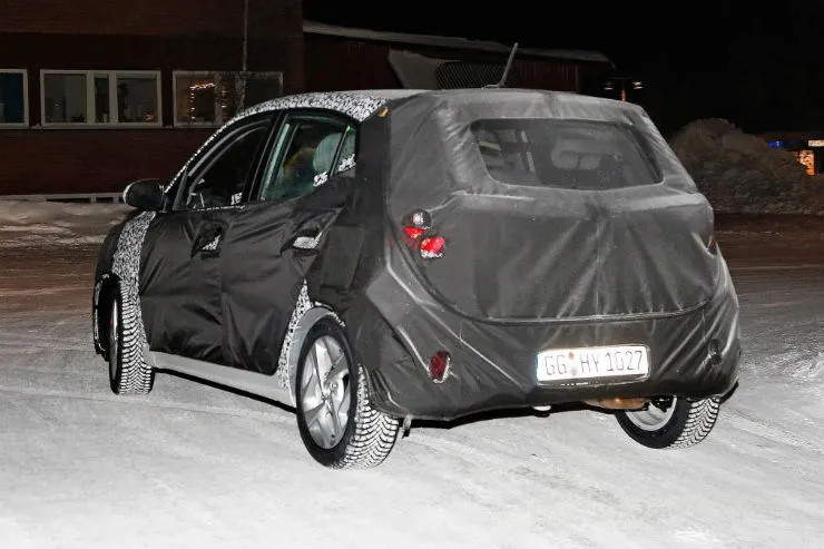 Lộ ảnh Hyundai Grand i10 thế hệ mới chạy thử trên phố ảnh 3