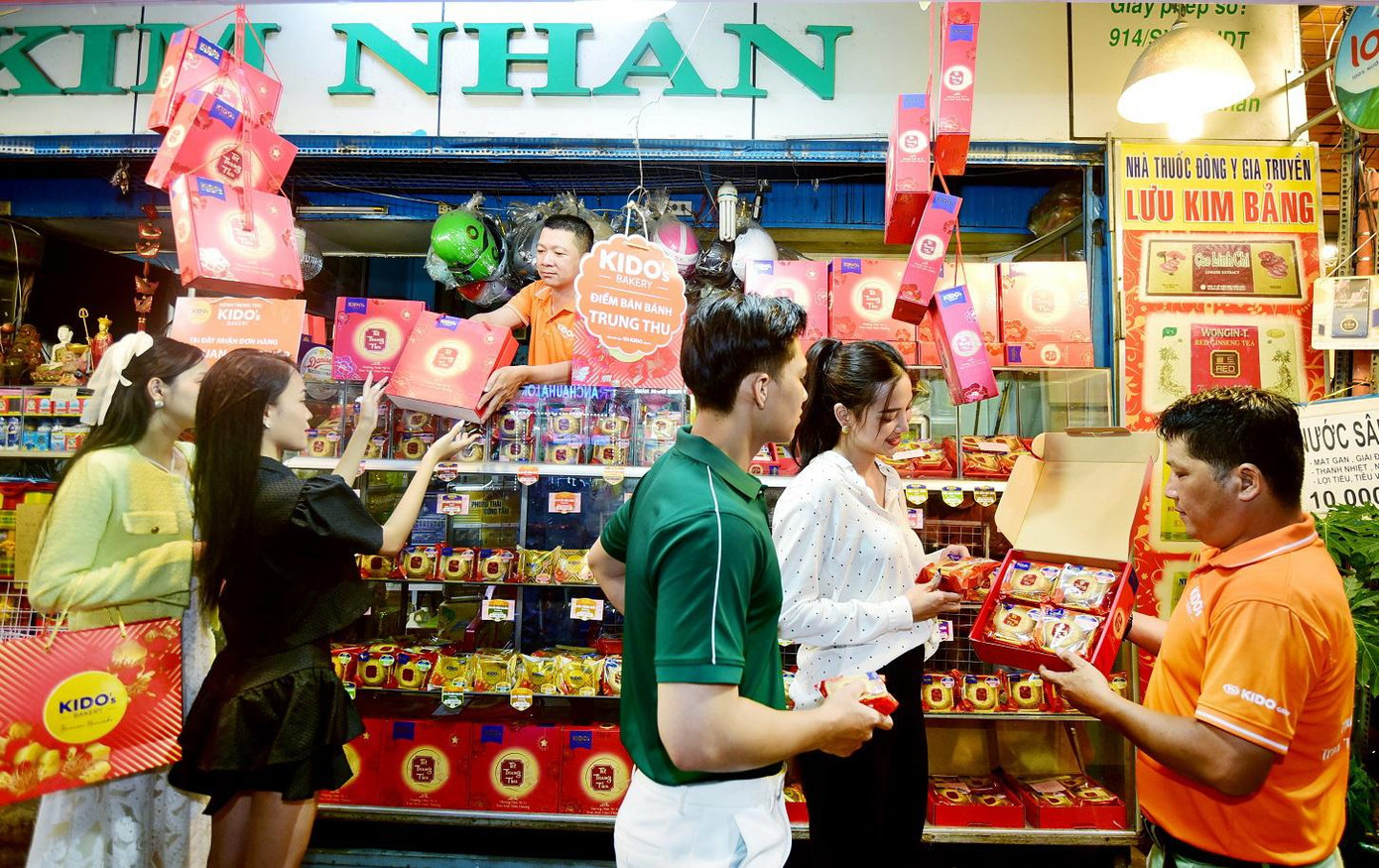 Trong khi đó, nhiều thương hiệu bánh trung thu khác cũng có dấu hiệu “cháy hàng”.