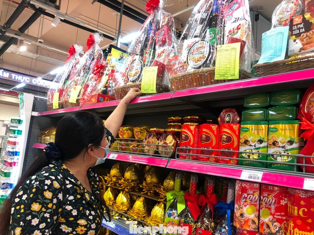 Giỏ quà Tết có mức giá phù hợp với nhiều đối tượng khách hàng Giỏ quà Tết có mức giá phù hợp với nhiều đối tượng khách hàng