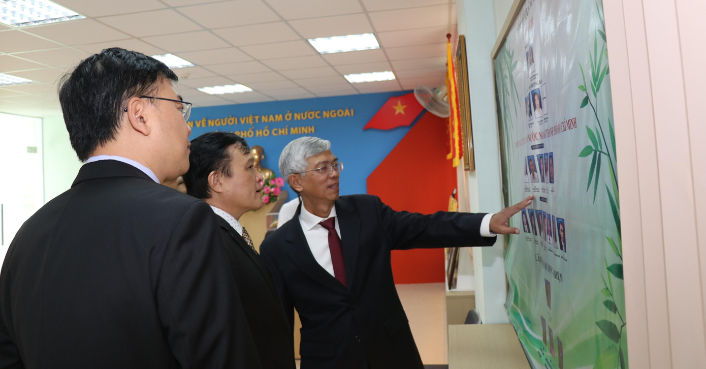 Lãnh đạo thành phố mong muốn kiều bào góp ý, hiến kế, đầu tư xây dựng thành phố sau dịch