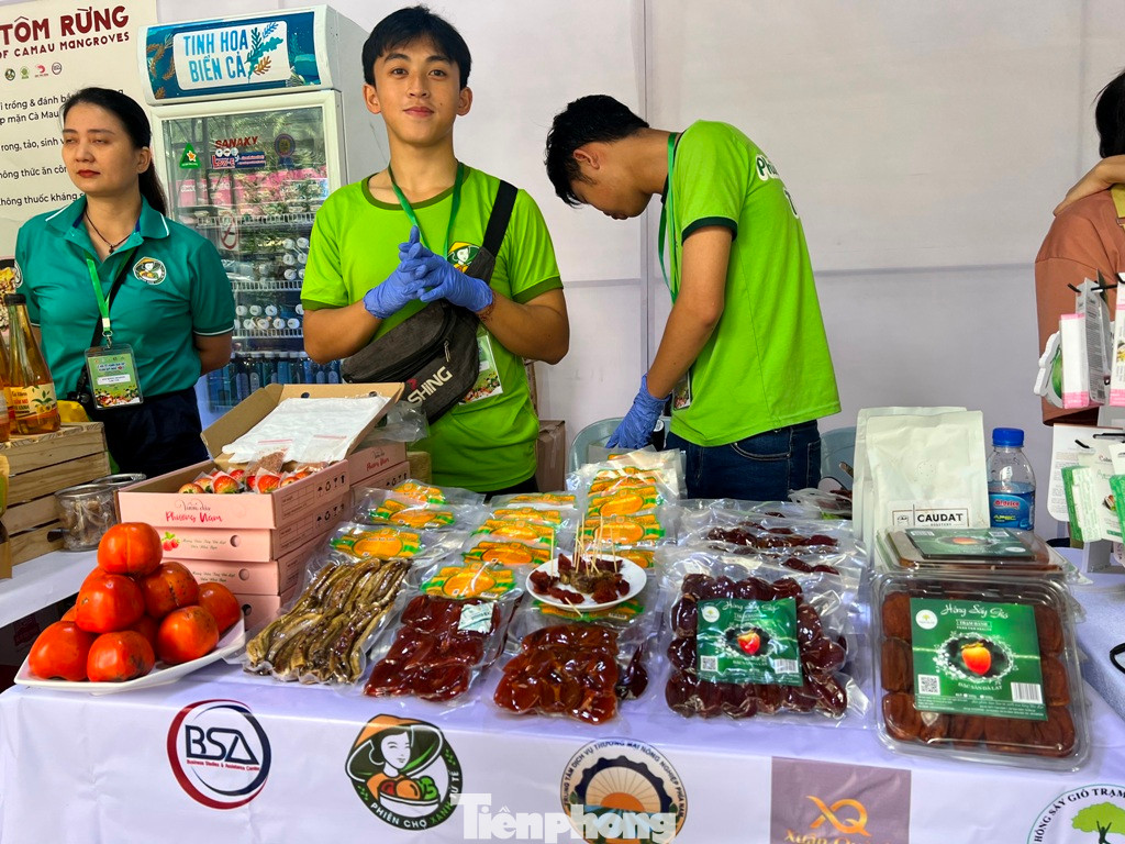 Đặc sản Lâm Đồng ngon và chất lượng. Đặc sản Lâm Đồng ngon và chất lượng.