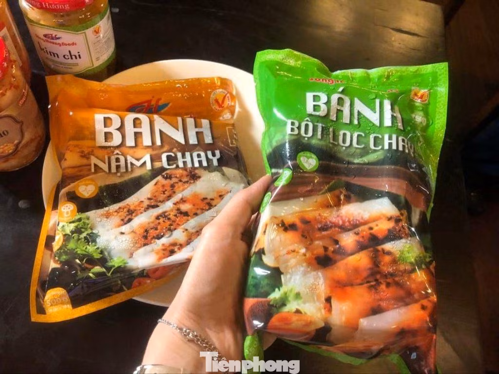 Các loại bánh Huế chay sản xuất không đáp ứng đủ nhu cầu khách hàng