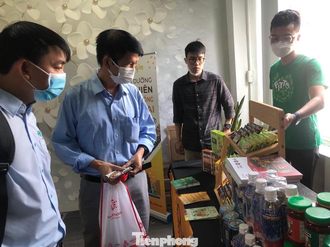 Muốn đưa hàng ra thế giới, DN phải nắm rõ các quy định, tiêu chuẩn của từng khu vực, từng quốc gia Muốn đưa hàng ra thế giới, DN phải nắm rõ các quy định, tiêu chuẩn của từng khu vực, từng quốc gia