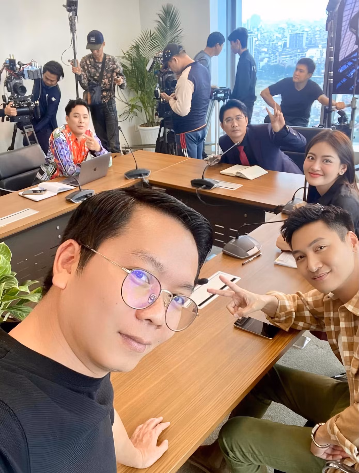 Ngày cuối cùng của năm, Thùy Anh vẫn tiếp tục các cảnh quay trong phim Chúng ta của 8 năm sau. Trong phim cô vào vai Như Ý - người được xem là tình địch của Dương (Huyền Lizzie). Dự án này đánh dấu màn tái hợp của Thùy Anh và đàn anh Mạnh Trường.