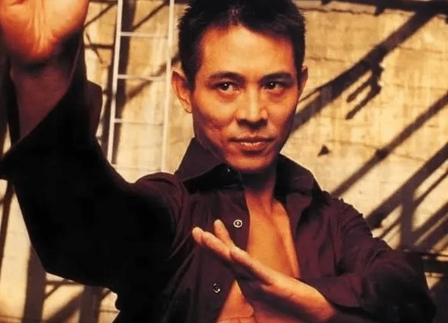 Lý Liên Kiệt từng tự hào về cơ thể không chút mỡ thừa thời trẻ, nhưng hậu quả là ông bị tổn thương cơ thể.