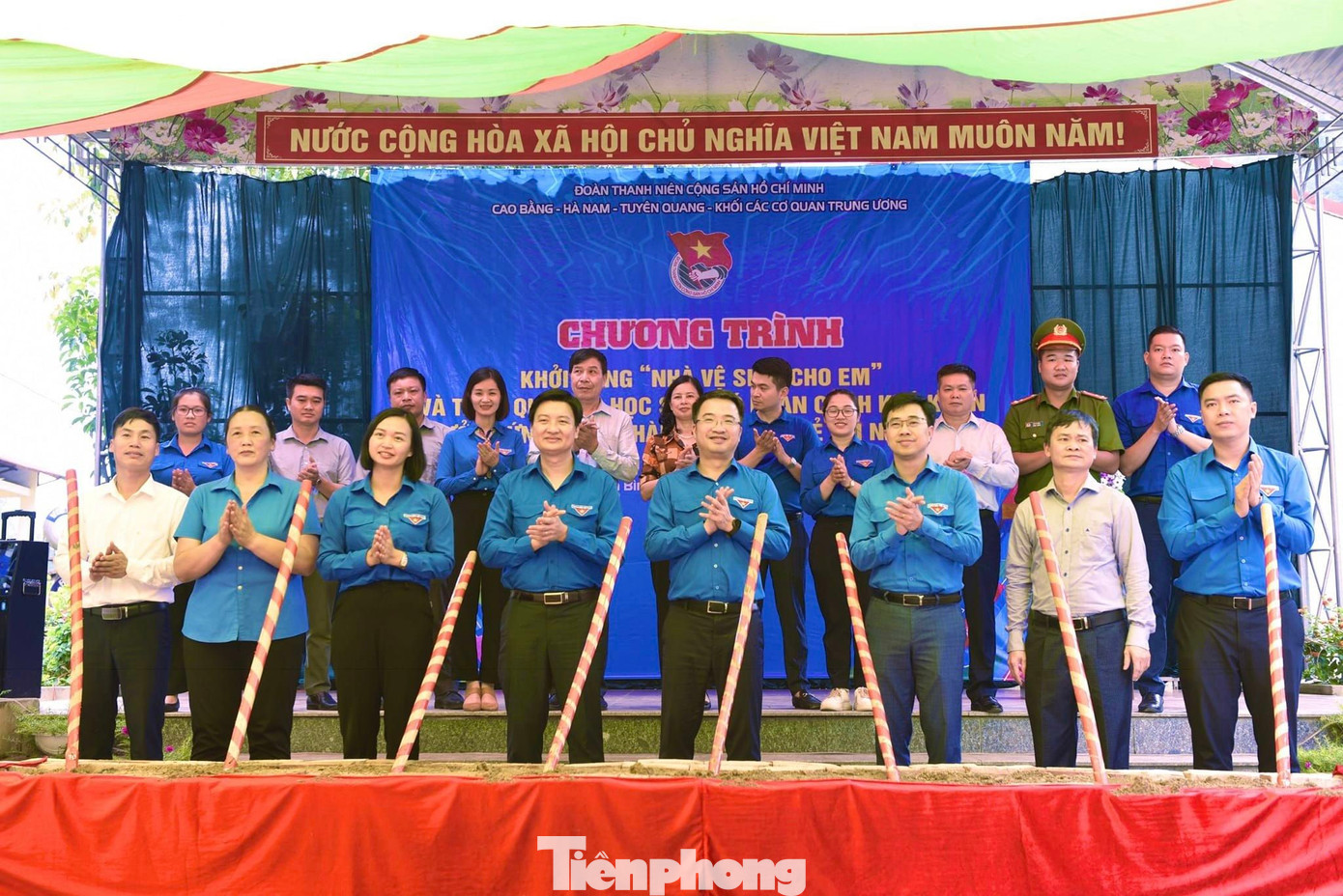 Khởi công xây dựng &quot;Nhà vệ sinh cho em&quot;.