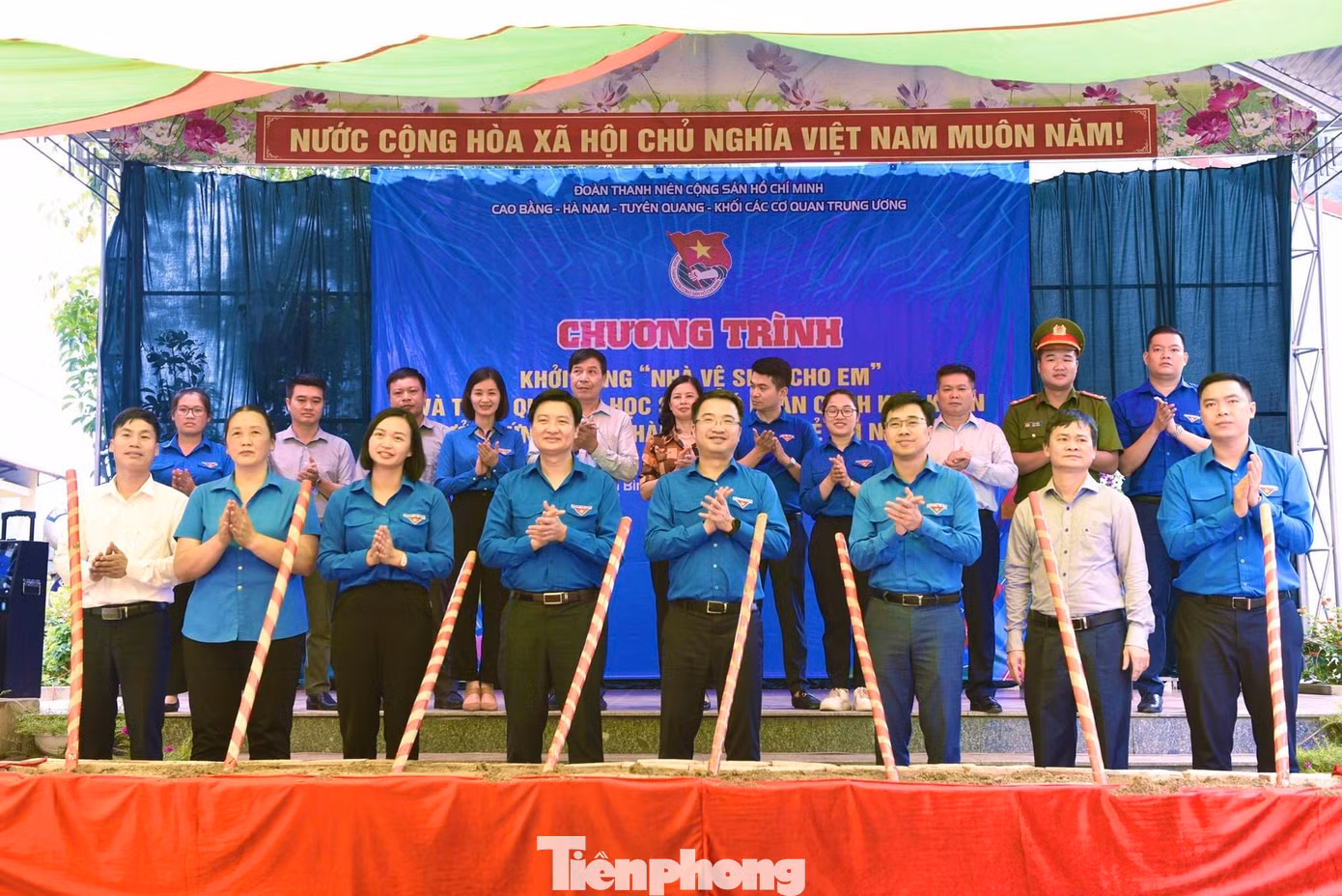 Khởi công xây dựng "Nhà vệ sinh cho em".