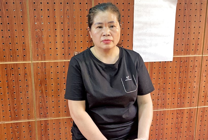 Đối tượng Hoàng Thị Vươn tại cơ quan công an. Ảnh: H.T