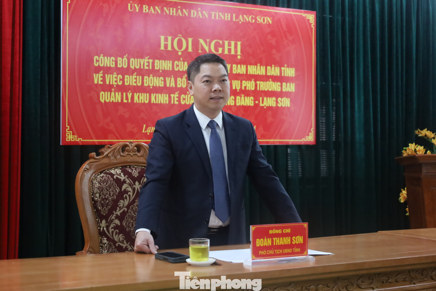 Phó Chủ tịch UBND tỉnh Lạng Sơn Đoàn Thành Sơn mong muốn tân Phó trưởng ban nỗ lực, hoàn thành tốt mọi nhiệm vụ được giao. Ảnh: Duy Chiến