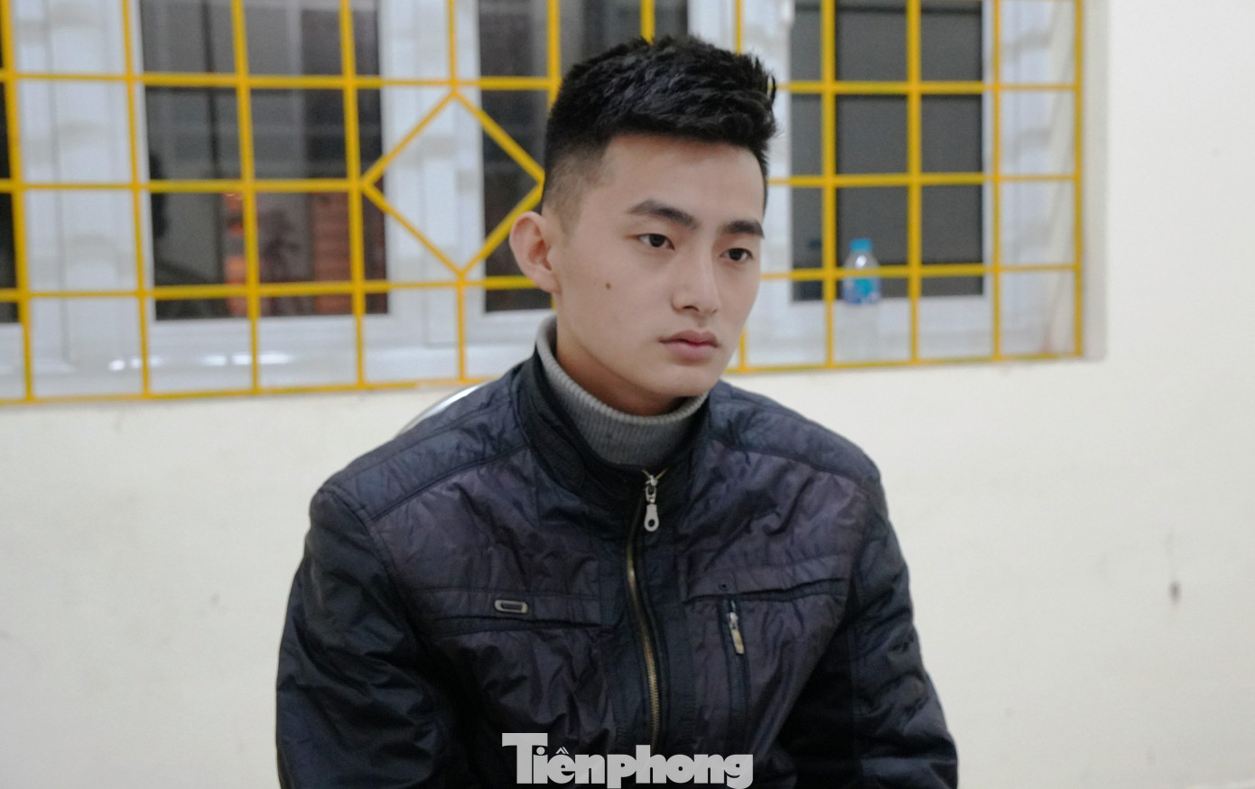 Hotboy Phạm Hoàng Phúc đến cơ quan công an đầu thú -Ảnh: CB