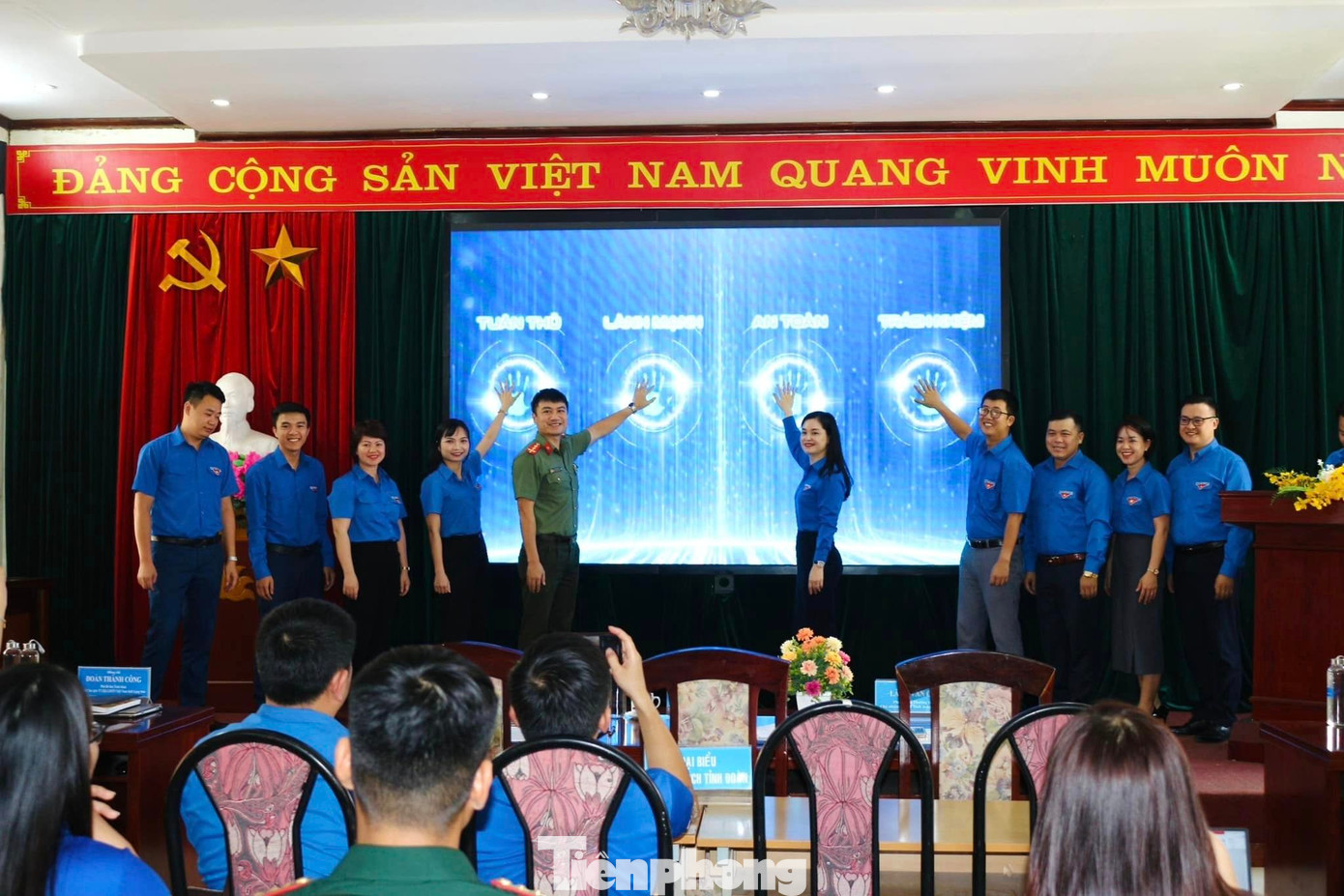 Triển khai cuộc vận động &quot;Ứng xử văn minh trên không gian mạng&quot; trong tuổi trẻ Lạng Sơn.