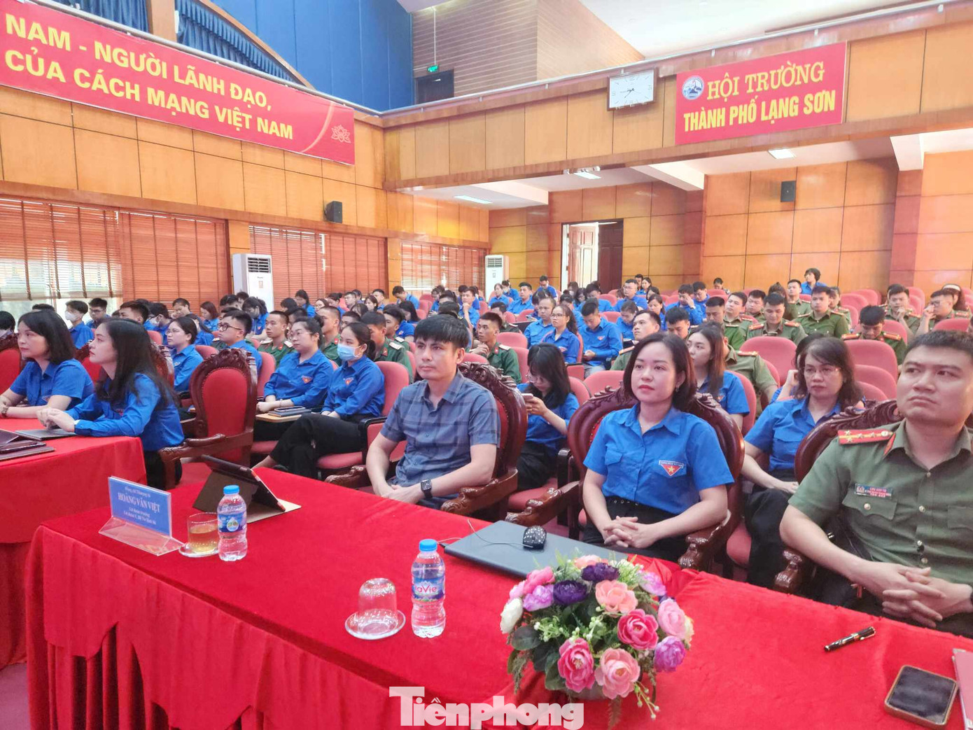 Rất đông cán bộ đoàn, ĐVTN lực lượng vũ trang tham gia lớp tập huấn. Ảnh: Duy Chiến