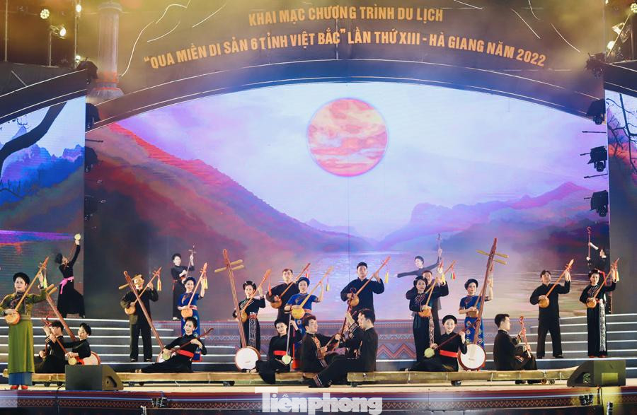 Hát Then, đàn tính là "đặc sản" văn hóa của người Tày- Nùng 6 tỉnh miền núi phía Bắc -Ảnh: D.T