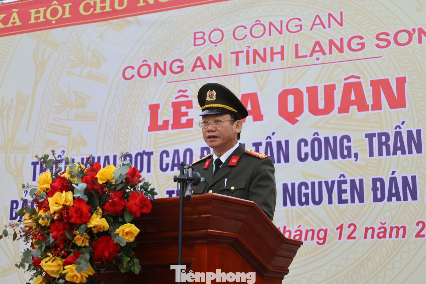 Đại tá Vũ Như Hà, Giám đốc công an tỉnh Lạng Sơn phát lệnh ra quân đợt cao điểm phòng chống tội phạm, nhất là trong dịp tết Nguyên đán Ất Tỵ 2025. (ảnh: Duy Chiến)