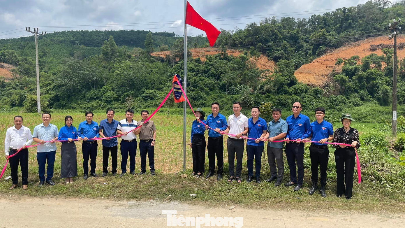 Khánh thành công trình thắp sáng đường thôn ở Bắc Thủy. Khánh thành công trình thắp sáng đường thôn ở Bắc Thủy.