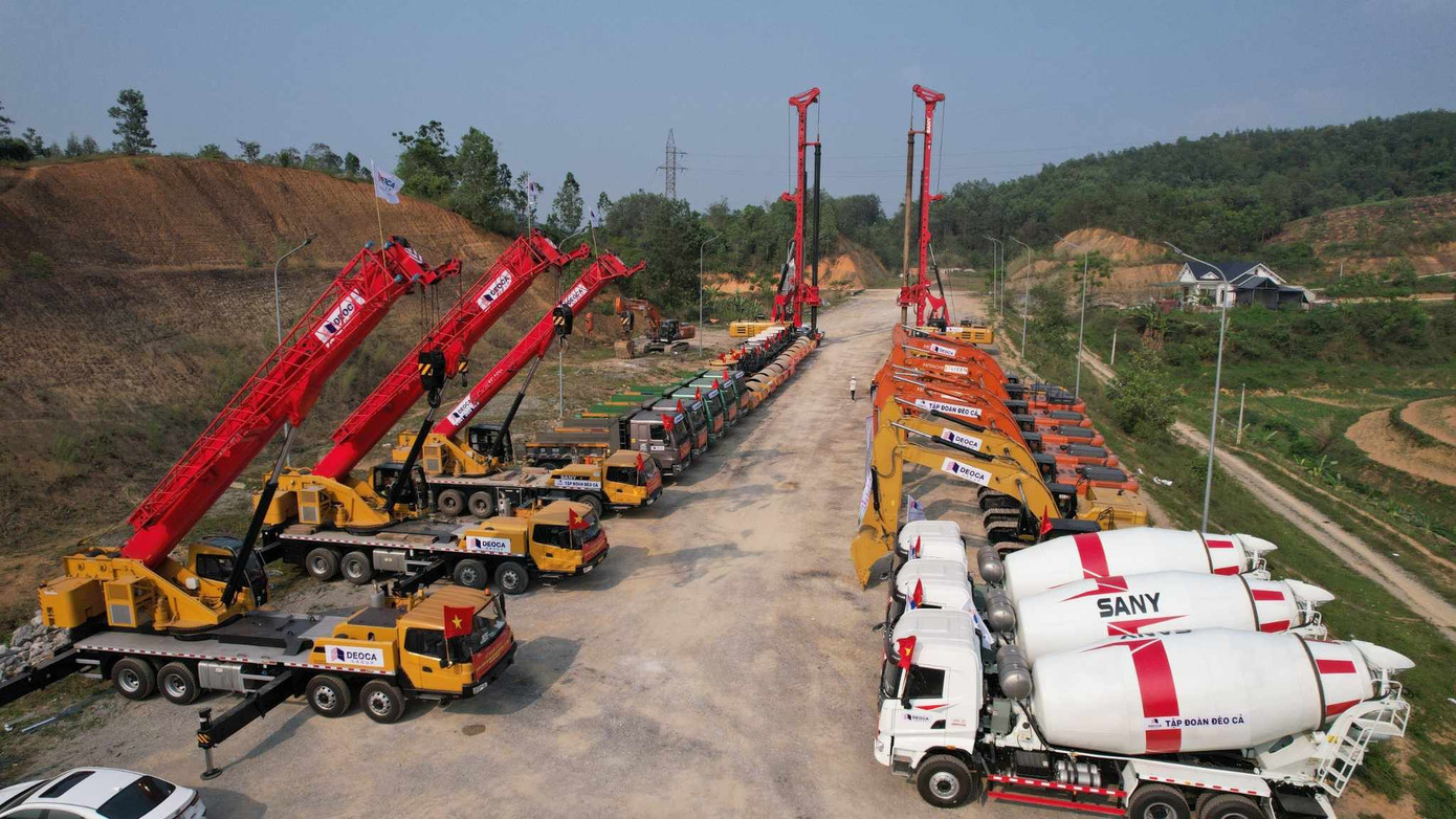 Không khí khẩn trương, sôi nổi thực hiện ngay sau Lễ khởi công thực hiện dự án.