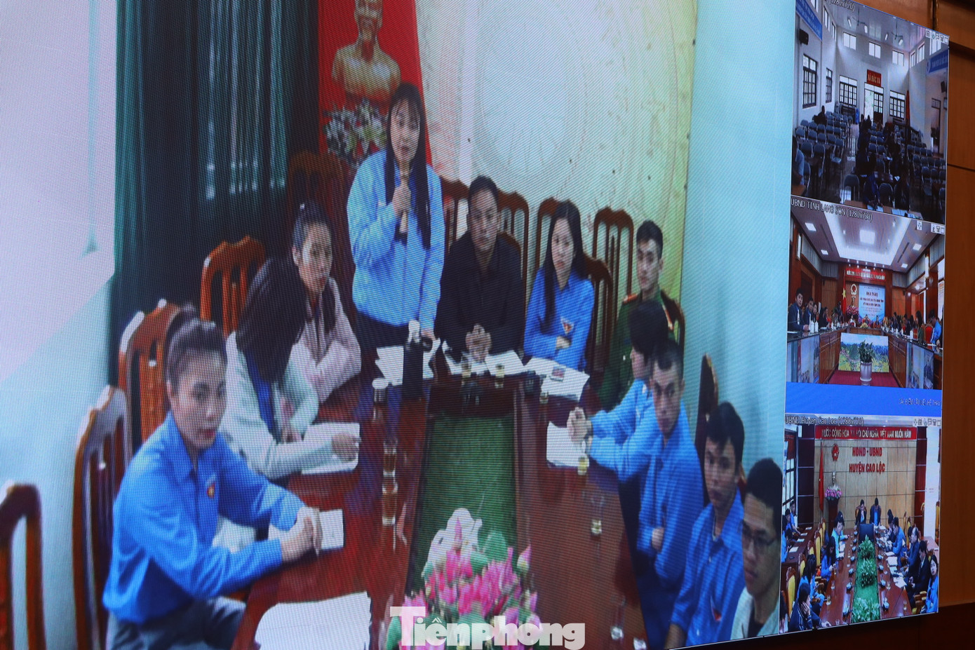 Hàng chục câu hỏi của đoàn viên, thanh niên từ cơ sở xã quan tâm đến lập thân, lập nghiệp tại địa phương.