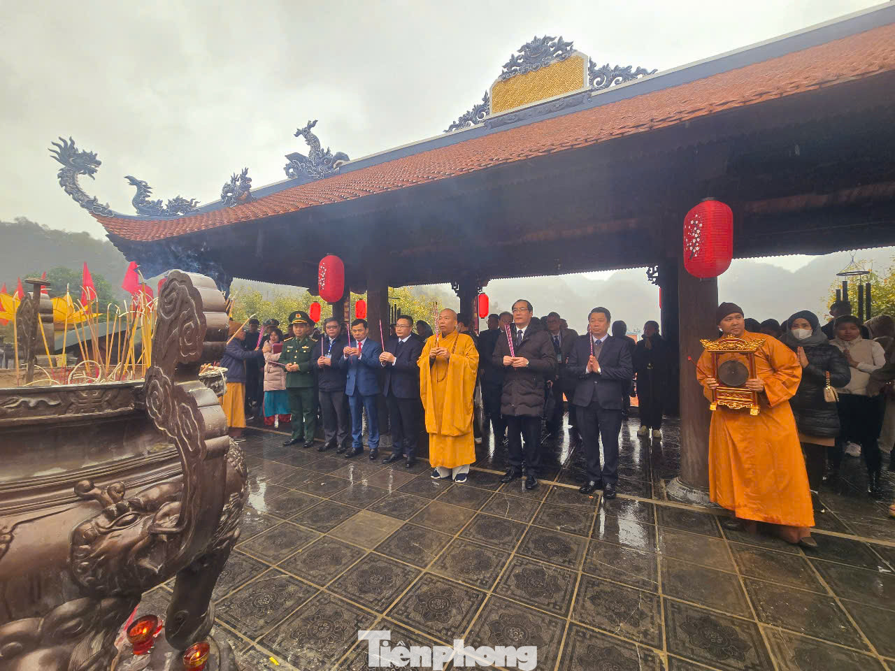 Cầu quốc thái dân an.